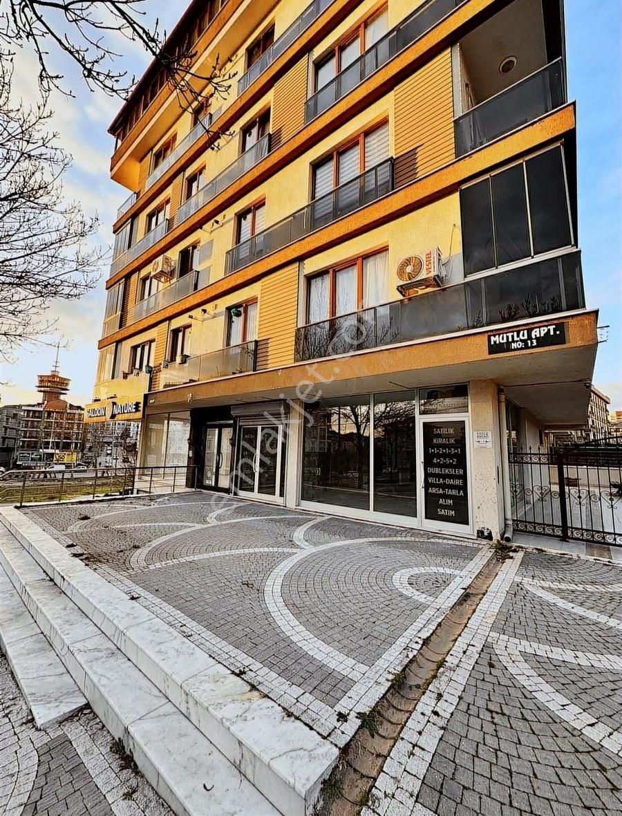 Beylikdüzü Gürpınar Merkezde Yeni Binada Satılık 3+1 Daire