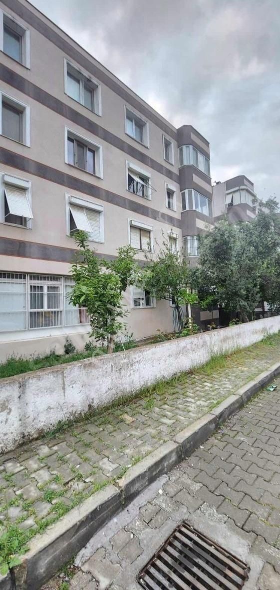 Ataşehir'de Full Tadilatlı Kiralık 3+1 Daire