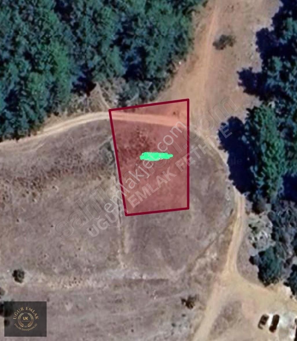 Uğur Emlaktan Yeşilüzümlü De 753 M2 Villa Yapımına Uygun Arsa