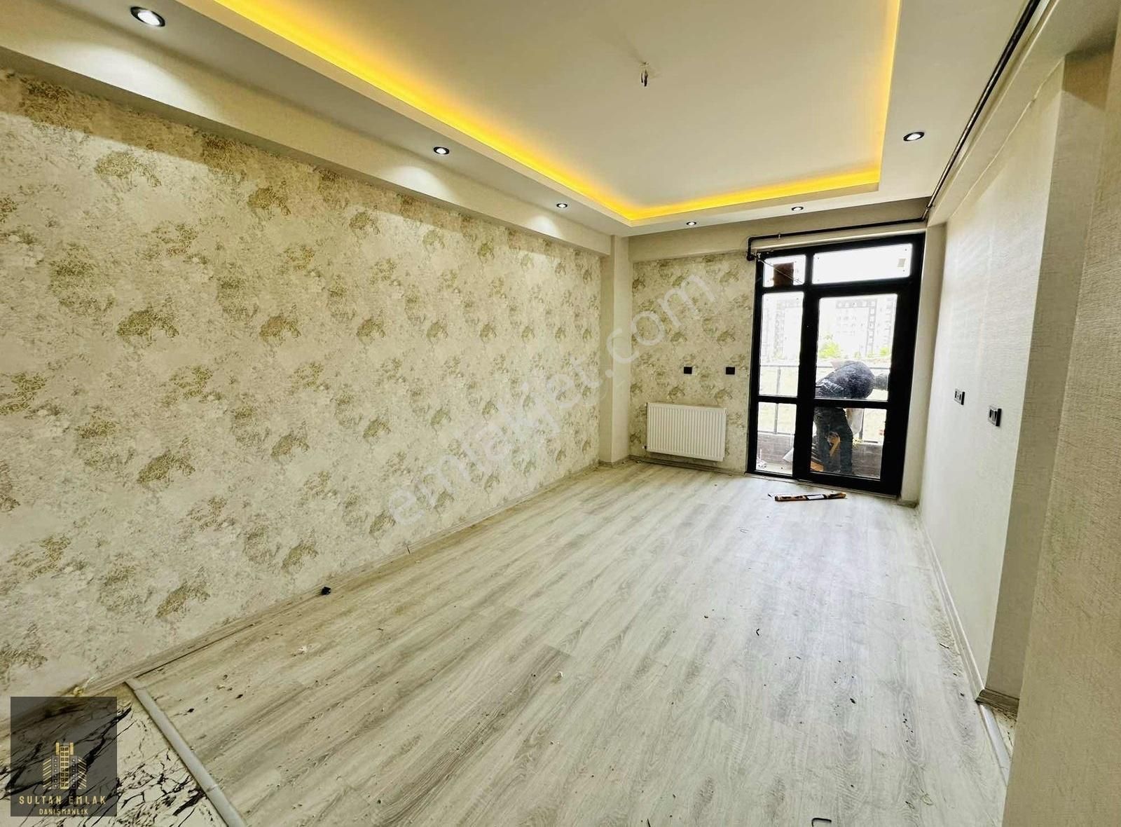 Sultan Emlaktan Satılık+kiralık 1+1 Daire