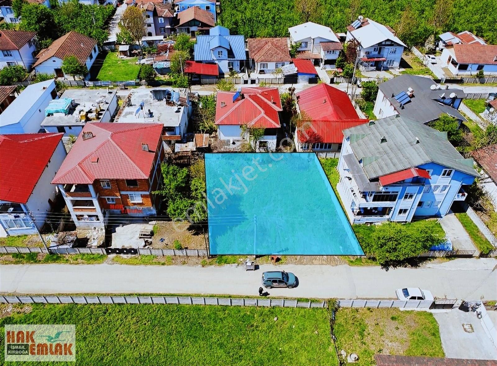 Hak Emlak'tan Aydınpınar Yolu'na Çok Yakın Satılık 355 M² Arsa