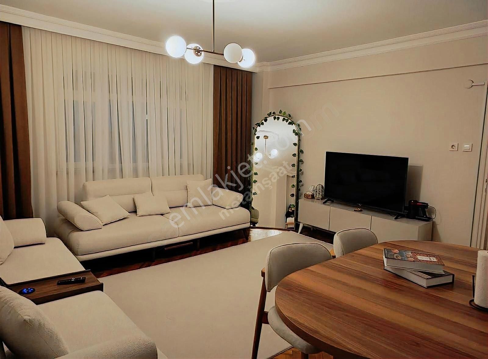 Küçükçekmece Yeşilovada Satılık 120.m2.daire.3+1-1.900.000.tl