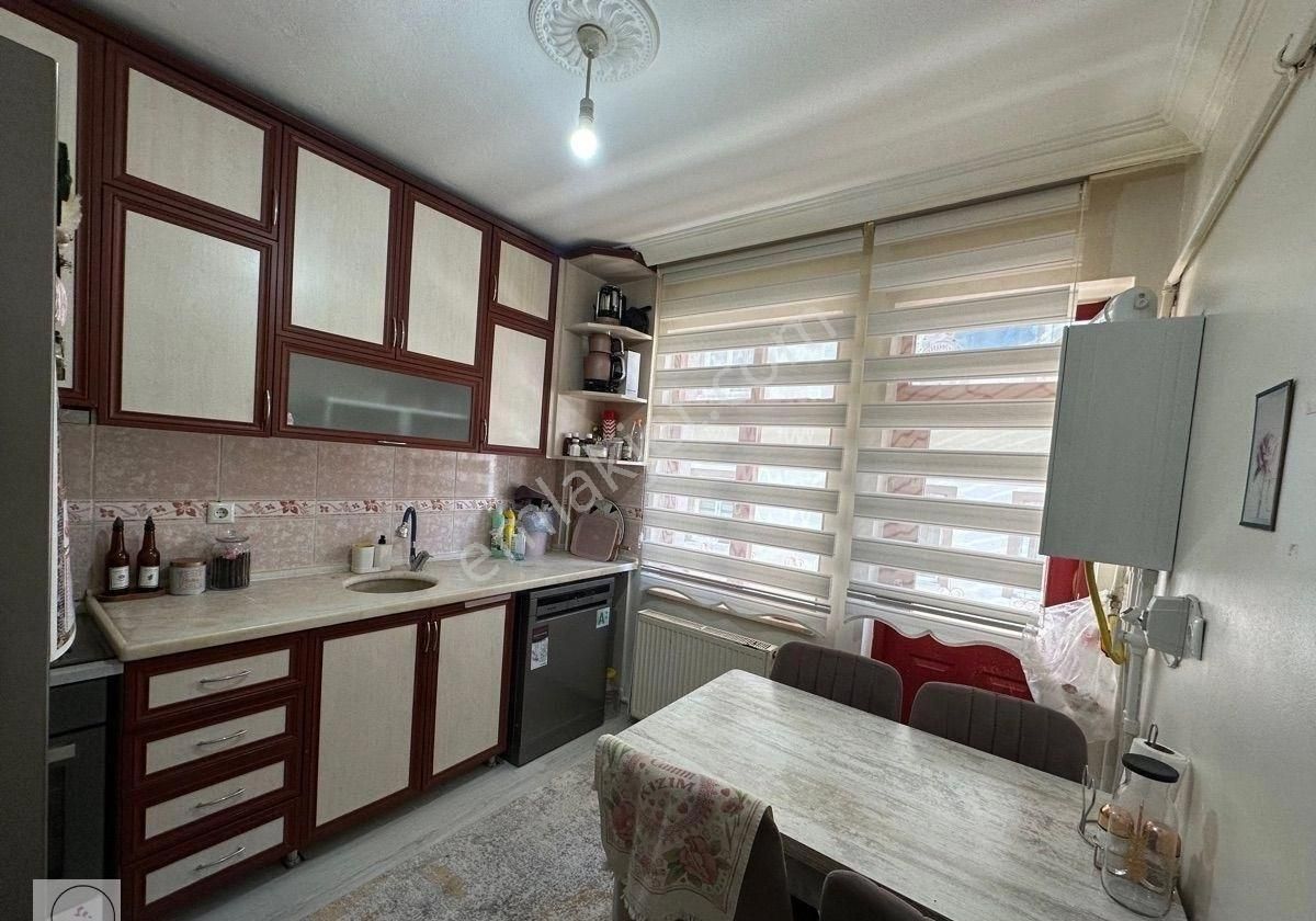 Suhelbirumi Okul Yanı. 3+1 Satılık Daire