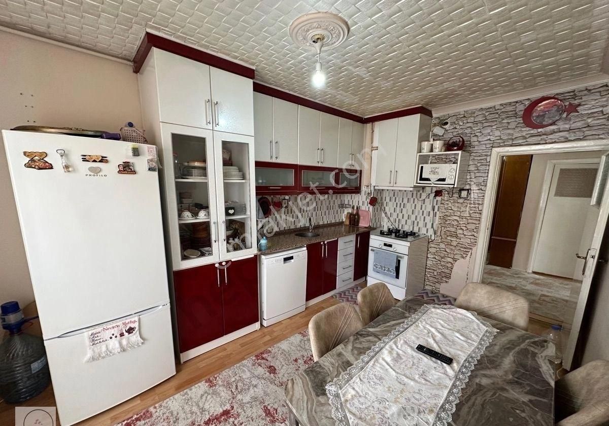 Satılık 2+1 Uygun Daire Ssk Arkası