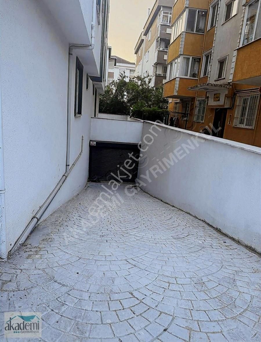 Çerkezköy Merkezde İskanlı 1+1 Satılık Ev