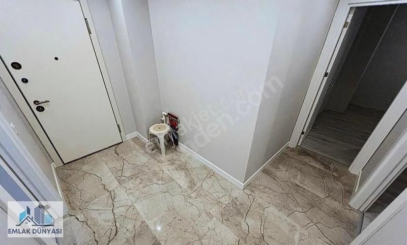 Emlak Dünyası Satılık Merkezi Lokasyonda 2+1 Sıfır Daire