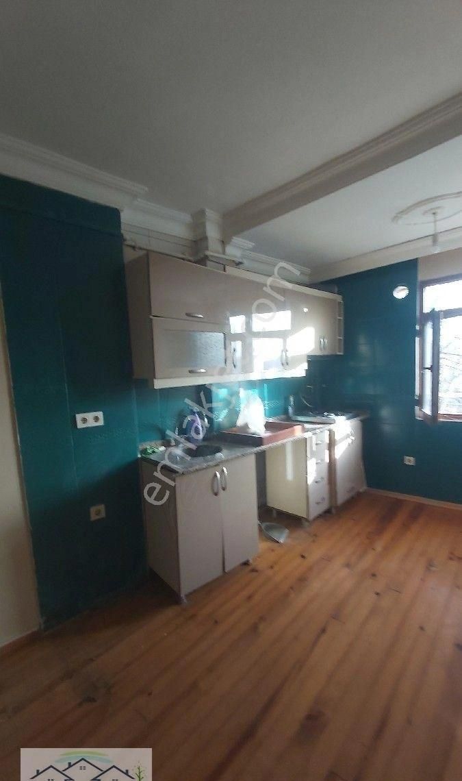 Beyoğlu Taksim Meydanında 2 Dk 1+1 Doğalgazlı Daire Kat 3 Bülbül Mah Duvarcı Adem Sok
