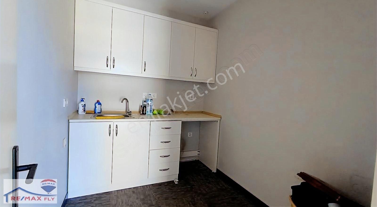 Porta Vadi Kiralık Ofis 125m2 3 Bölümlü Mutfaklı Vadistanbul - Görsel 30