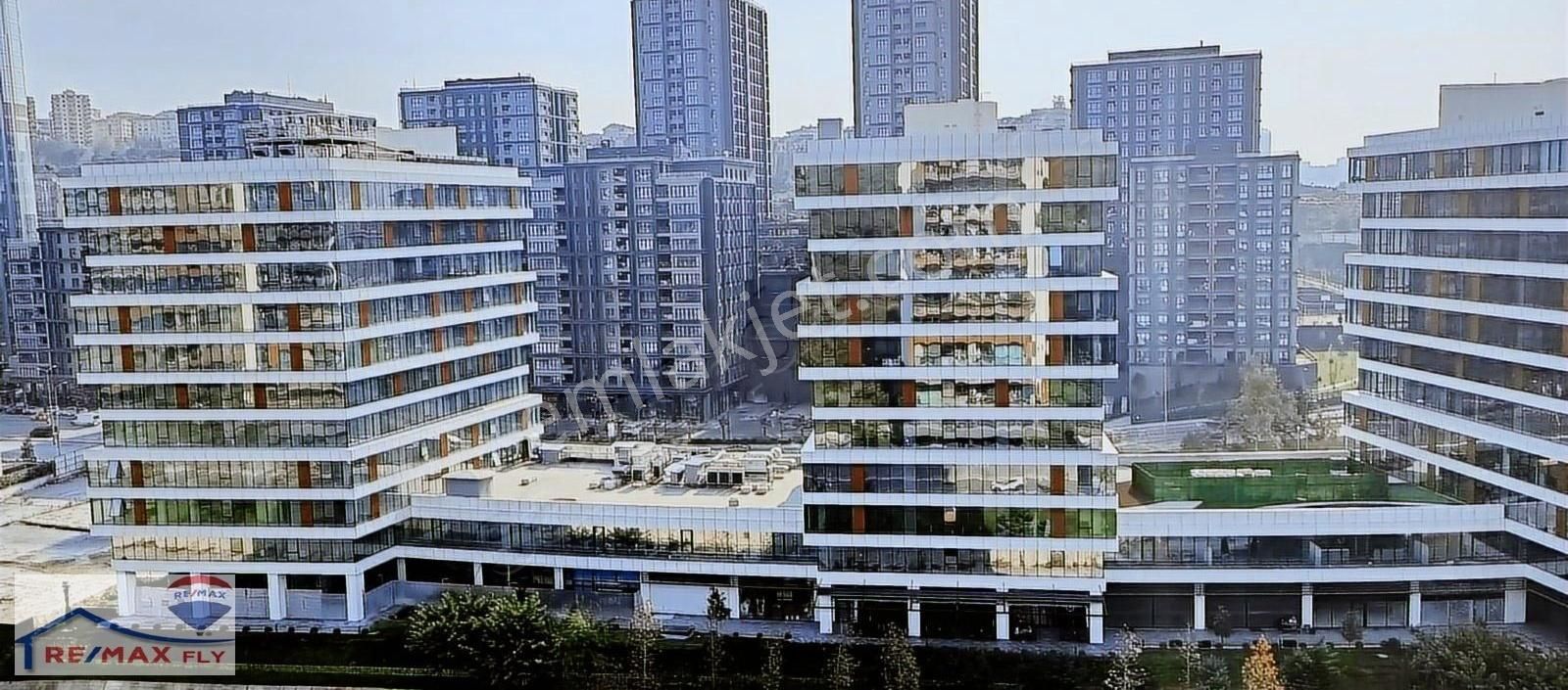 Porta Vadi Kiralık Ofis 125m2 3 Bölümlü Mutfaklı Vadistanbul - Görsel 35