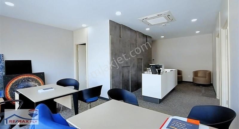 Porta Vadi Kiralık Ofis 125m2 3 Bölümlü Mutfaklı Vadistanbul - Görsel 26