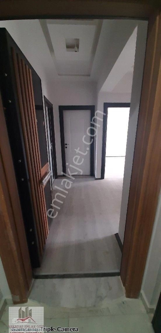 Arkadaş Emlaktan Kıprıs Cad. Satılık 3+1 Sıfır Daire