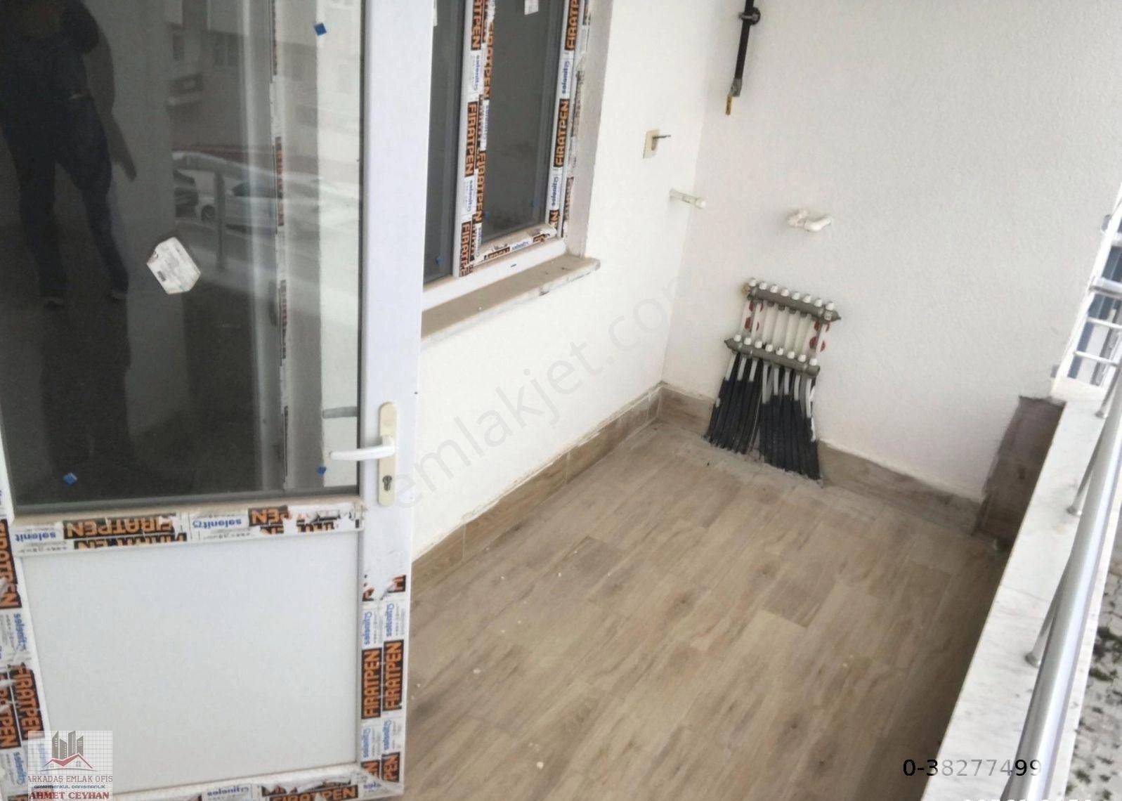 Arkadaş Emlaktan Bahçelievler Atlantis Sitesi Civarında 3+1 146 M2 Satılık Daire