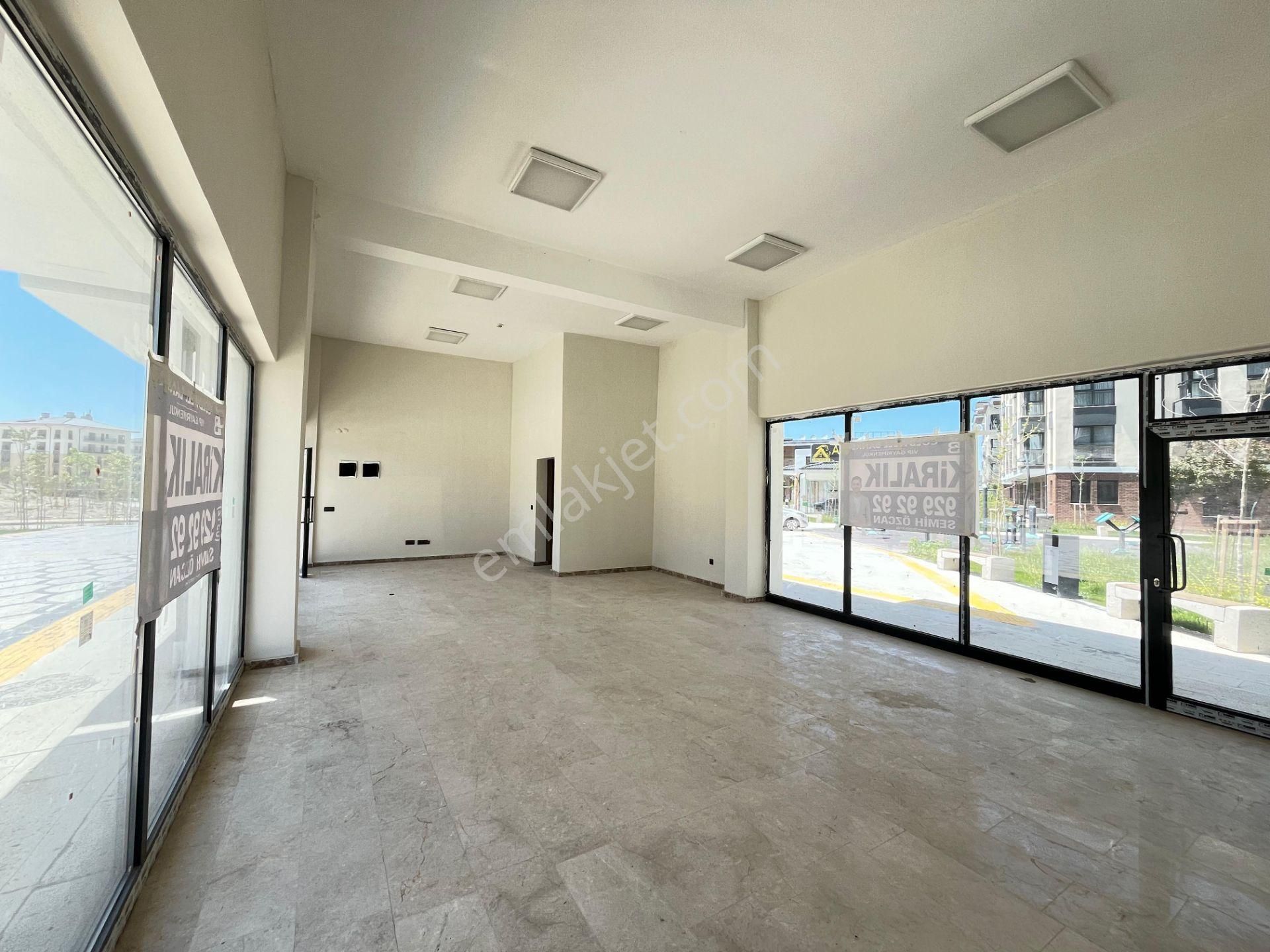 Saraykent Kiralık Dükkan Cadde Üzeri Çift Cephe Yüksek Tavan - Görsel 3