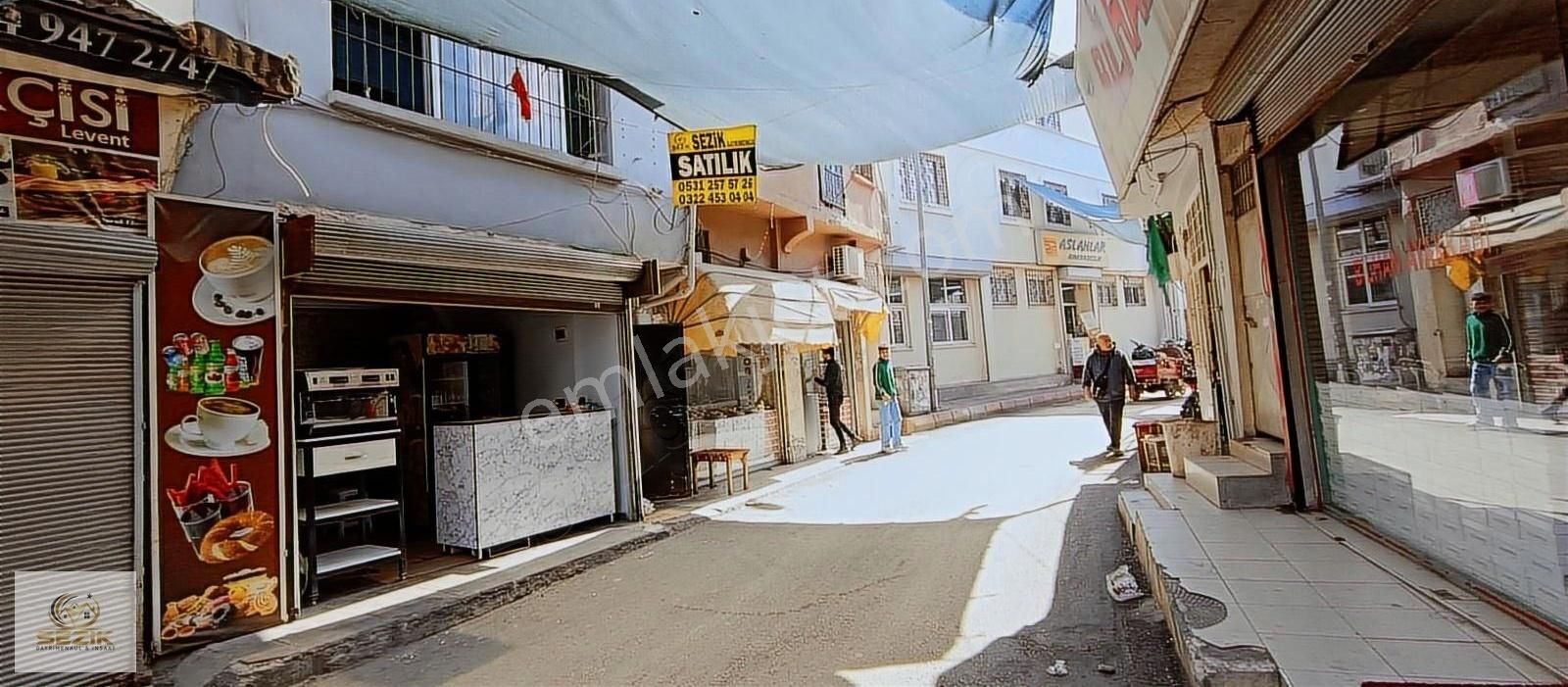 Büyüksaat Hasan Ağa Camii Civarı 2 Katlı Dükkan Komple Satılık