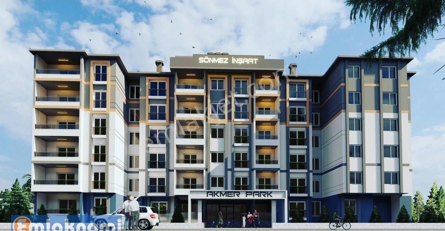 Mehmet Akif'te Satılık 2+1 Geniş Kapalı Balkonlu Daire