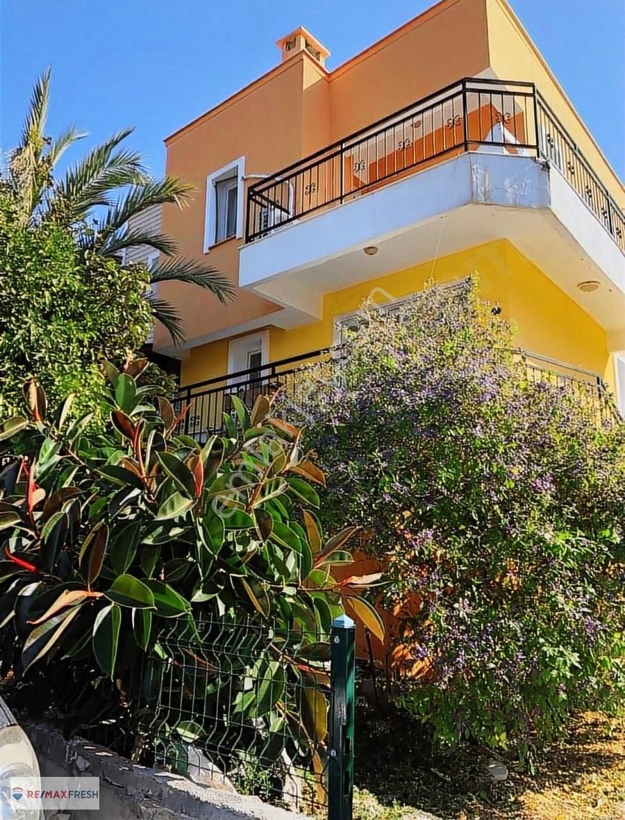 Urla Özbek'te Kiralık Villa