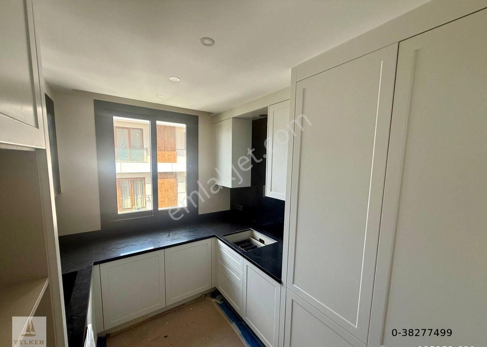 Yelken'den Suadiye Zara'ya Yakın 3+1 Manzaralı Sıfır - Görsel 14