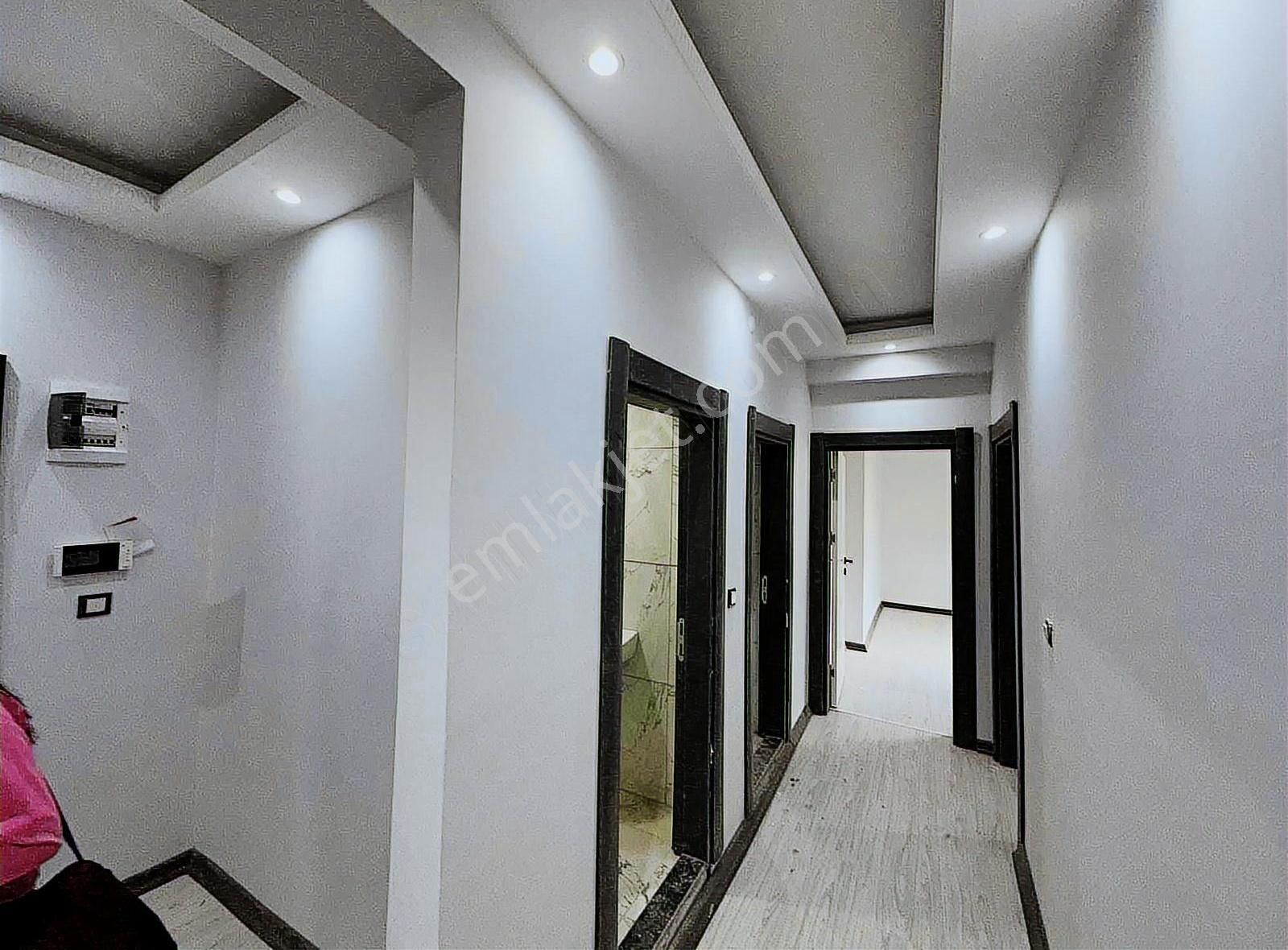 İks Emlaktan Satılık Sıfır 2+1 Daire Hükümet Konağı Karşısı
