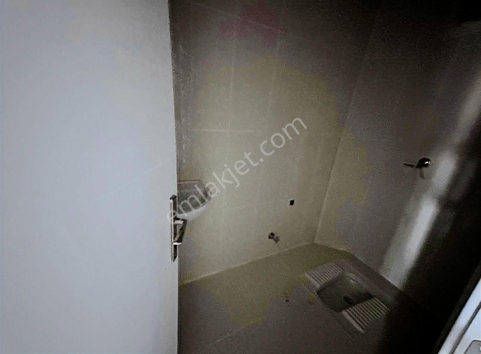 İks Emlaktan Kiralık Daire Yenişehir Mahallesinde