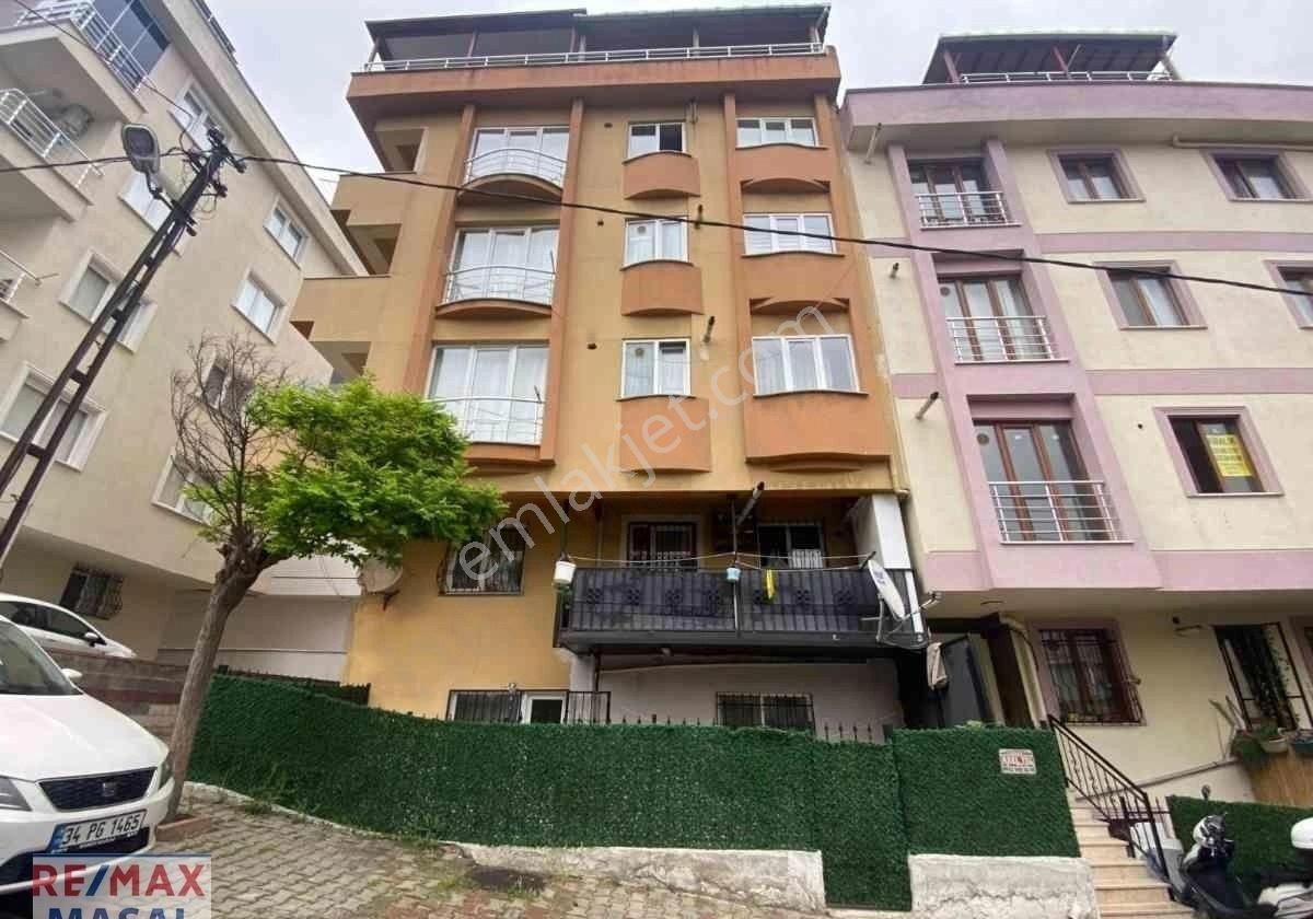 Sancaktepe Atatürk Mh.bahçe Kullanımlı 2+1 Satılık Daire