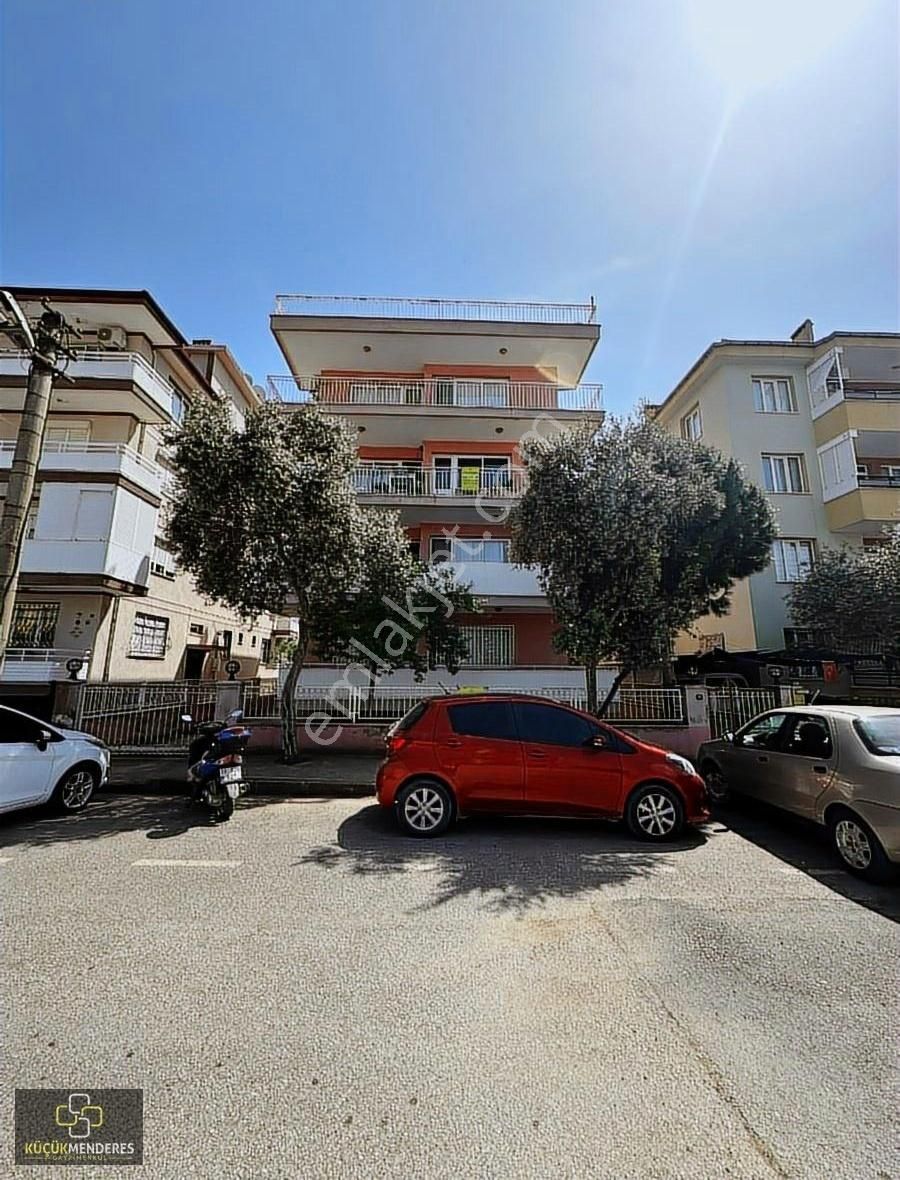 Küçük Menderes'ten Ödemiş Süleyman Demirel Ara Kat Satılık Daire