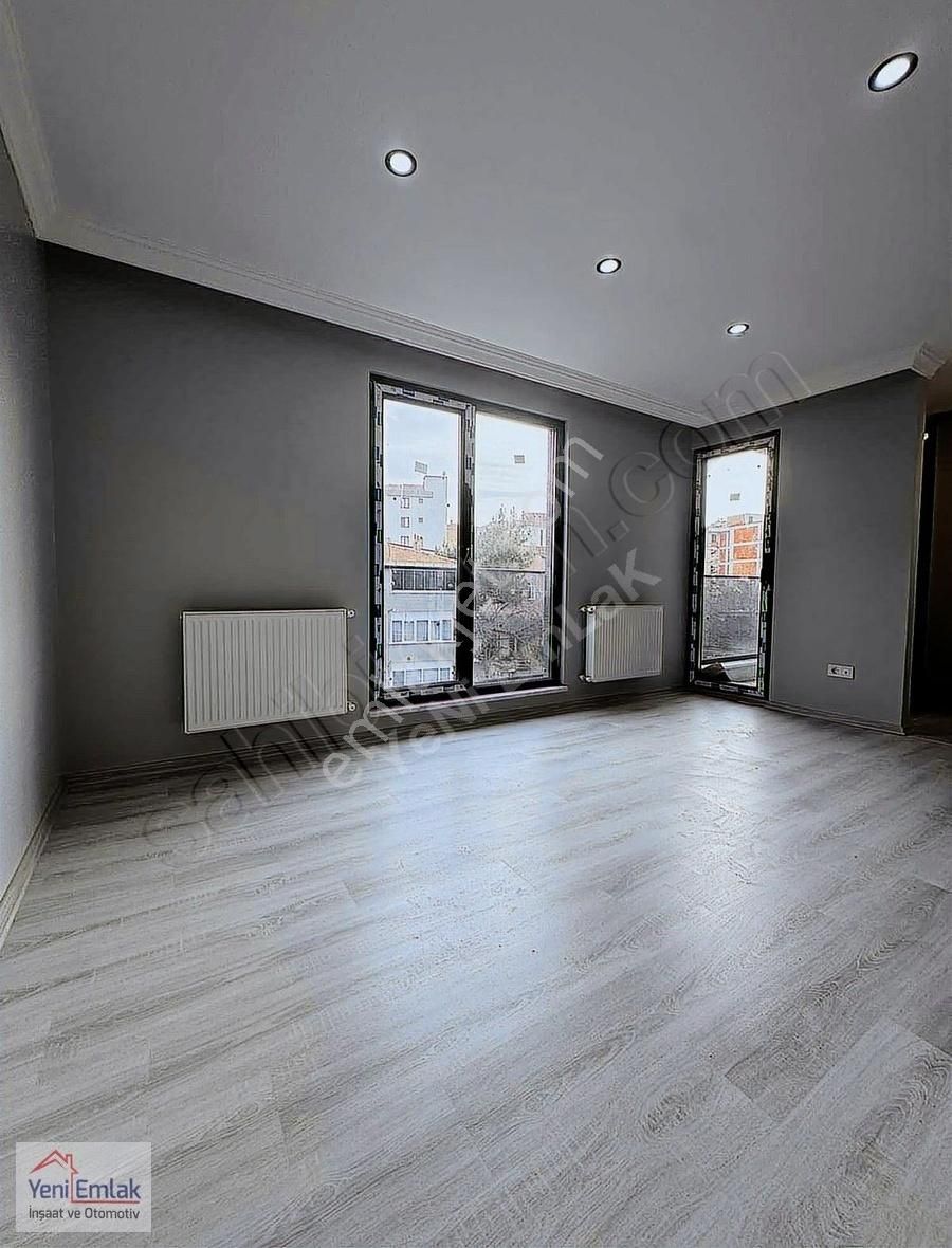 Yeni'den Cemil Meriç Mah. 1+1 65m2 Balk. Sıfır Ara Kat Satılık