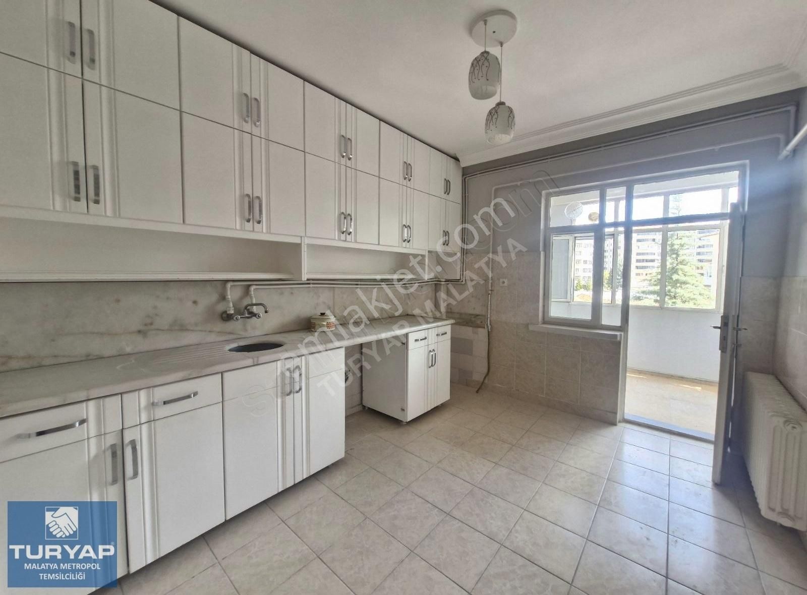 Turyap Metropol'den Kömür Tevzide(inönü Mahallesi) Kiralık Daire