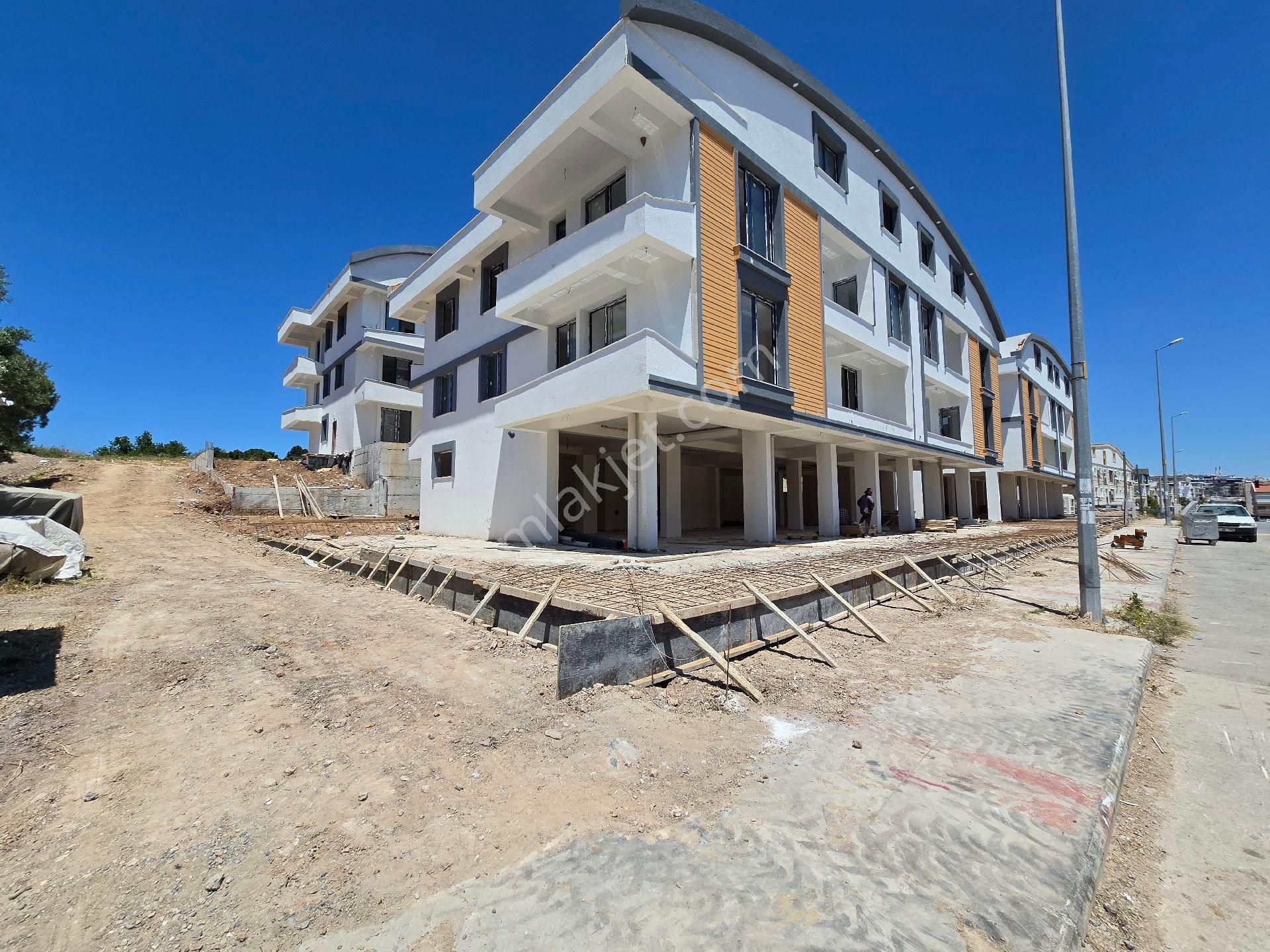 Didim Yeni Mah Satılık 3+1 Ayrı Mutfak Asansörlü Sıfır Daire