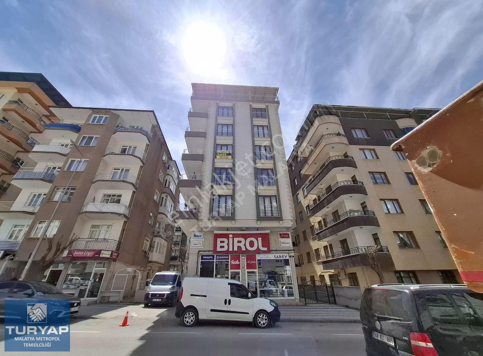 Turyap Metropolden İpek Cad. Satılık 3+1 Muhteşem Bir Daire