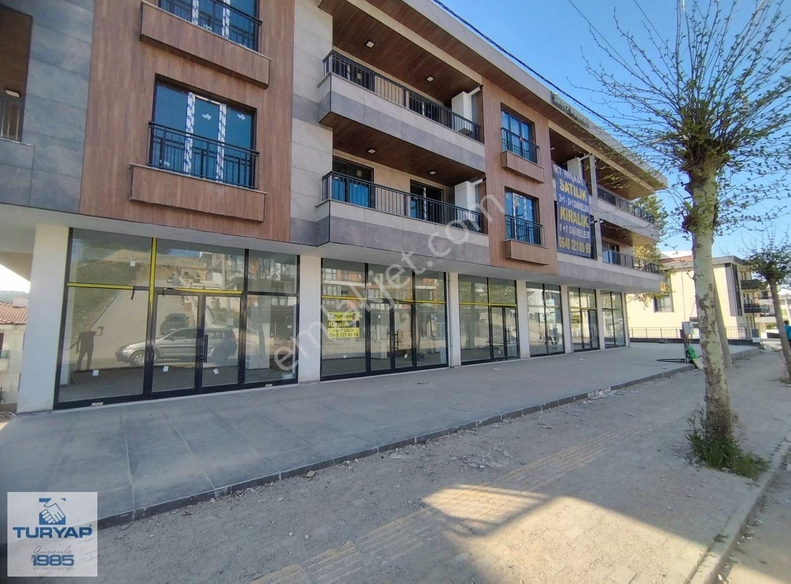 Yalova Devlet Hastanesi Arka Yolunda Eczane Açmaya Uygun İşyeri