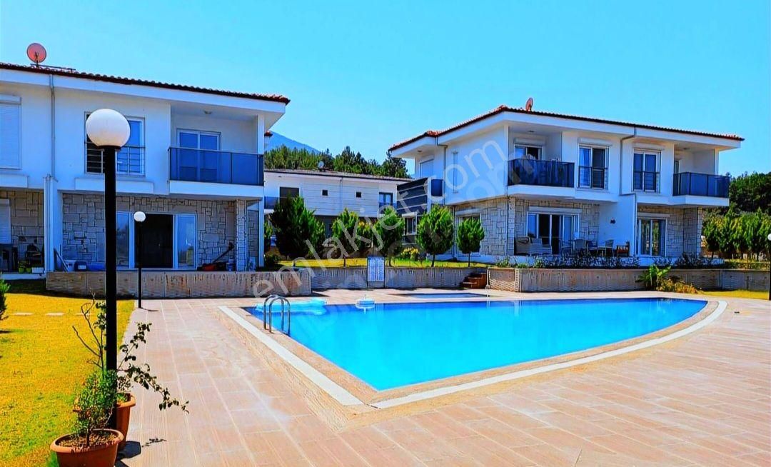 Güzelçamlıda Havuzlu Sitede 3+1 Sıfır Yazlık