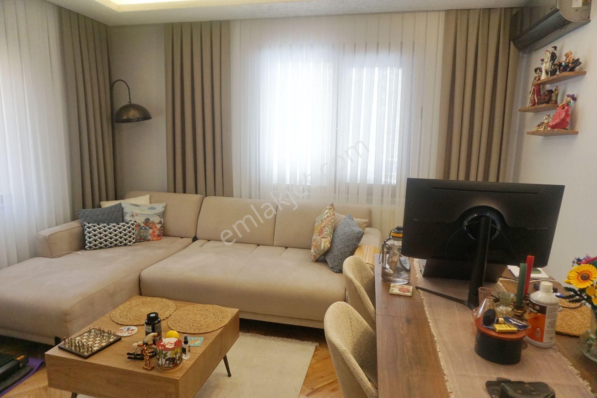 Meral R1819 3 Katlı Kentsel Uygun Ultra Lüks 3 Cephe 2+1