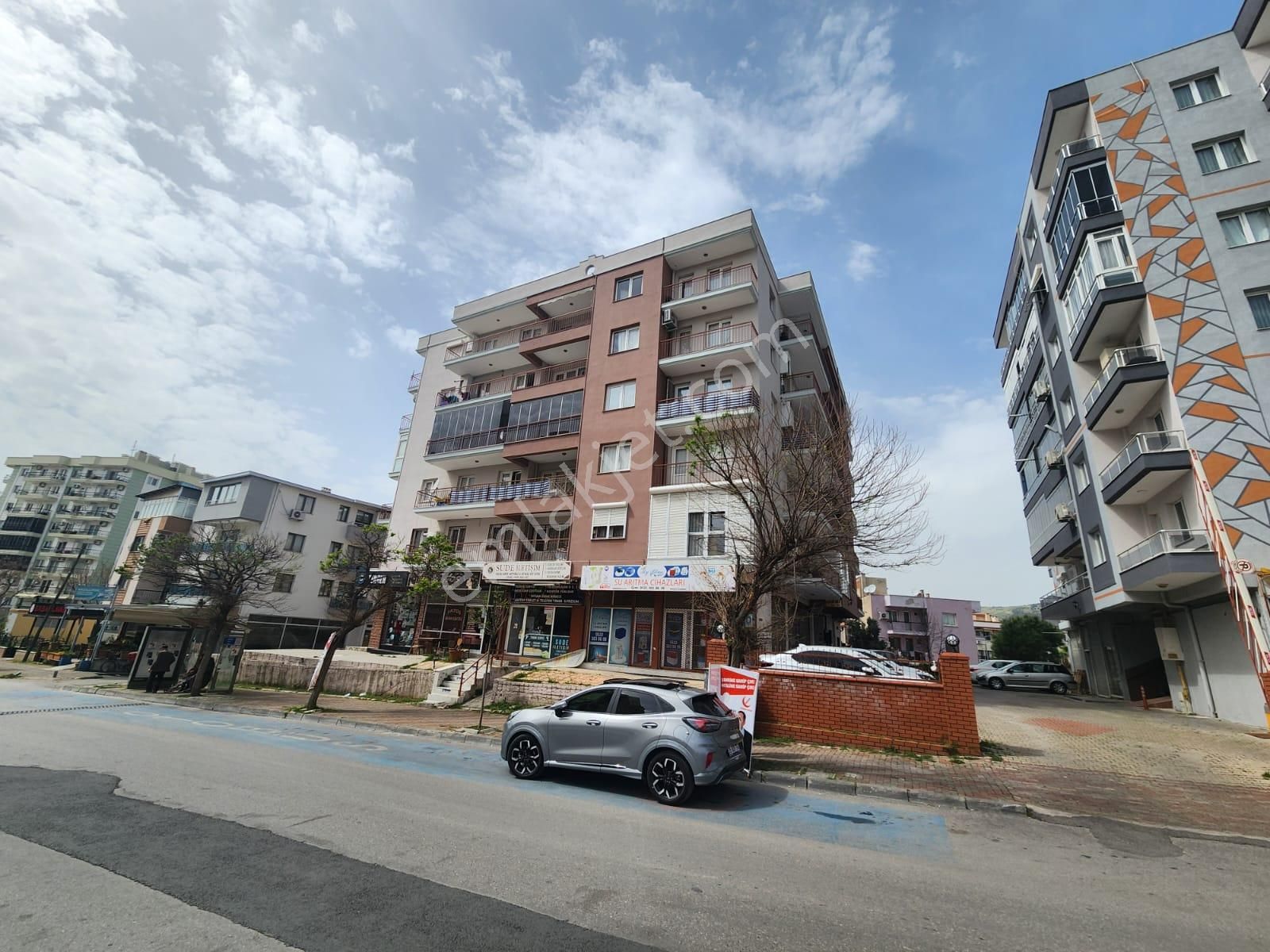 Ecofast Cadde Üzeri Satılık 3+1 Daire
