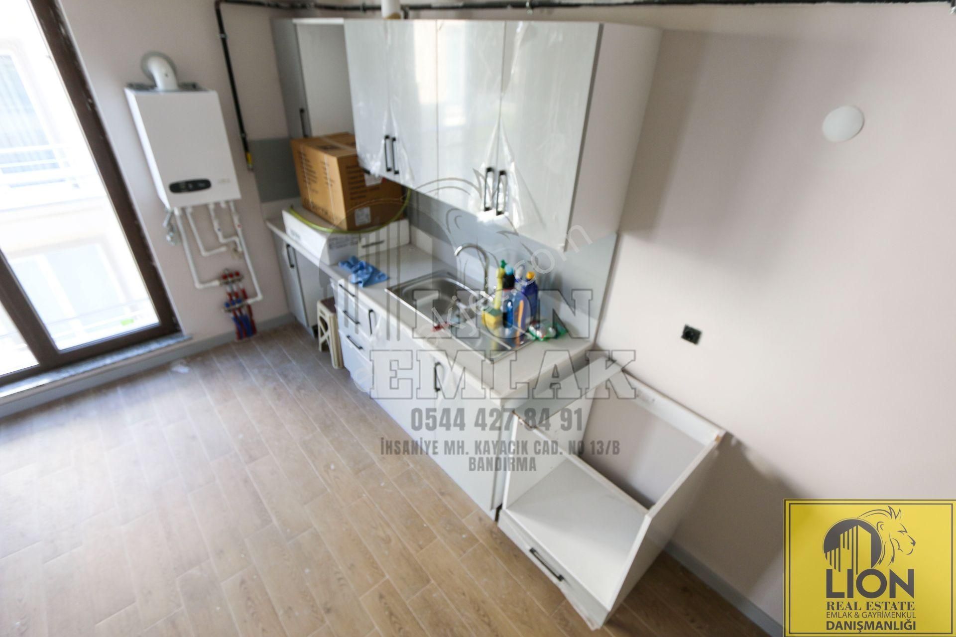 Bandırma Paşakent Mahallesinde 1+1 55 M² Fırsat Daire