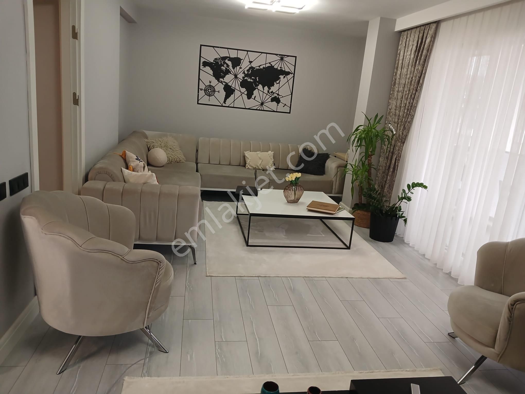 Sahibinden Ells Çengelköyde 3+2 250m2 Çatı Dublex
