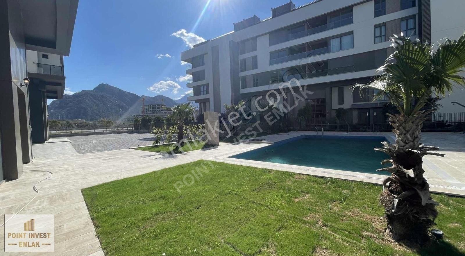Poınt Invest'ten Satılık Hurmada Dükkan 300 M2
