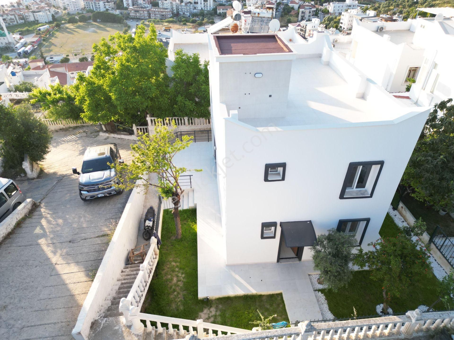 Milas Güllük'te Satılık Site İçerisinde Tam Müstakil Köşe Villa - Görsel 9
