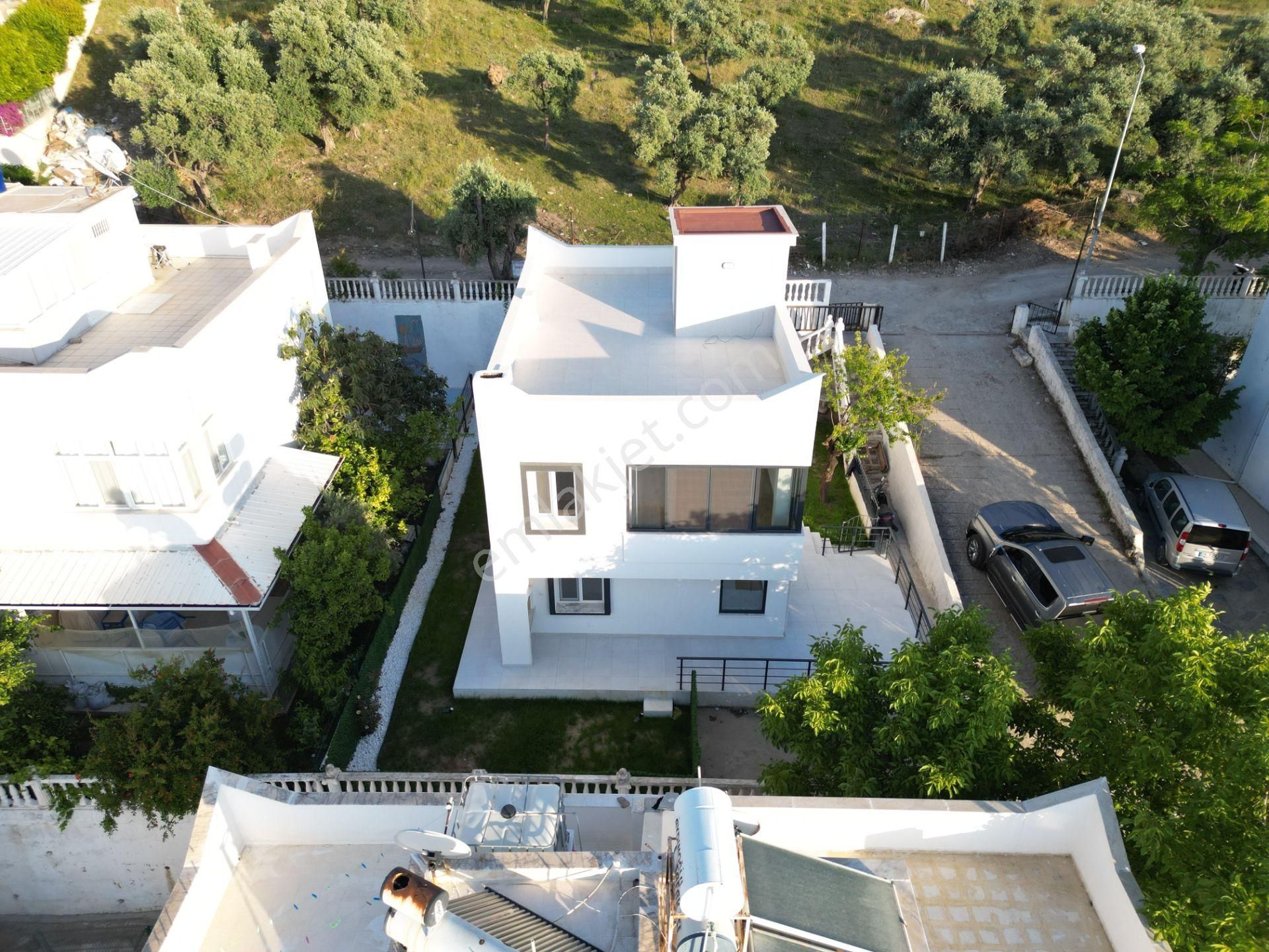 Milas Güllük'te Satılık Site İçerisinde Tam Müstakil Köşe Villa - Görsel 6