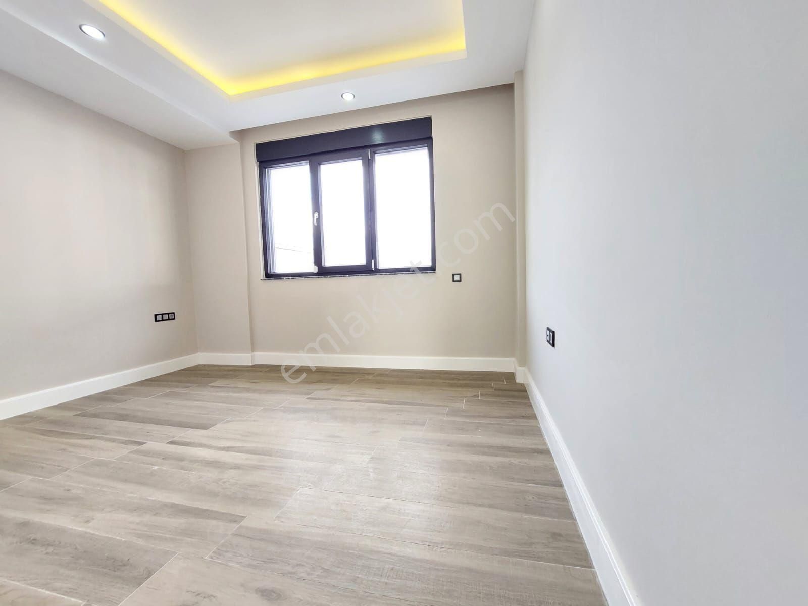 Sahibinden Döşemealtı 196m2 4+1 Villa, 500m2 Arsa, 10m Yüzme Havuzu, Eksiksiz - Görsel 16