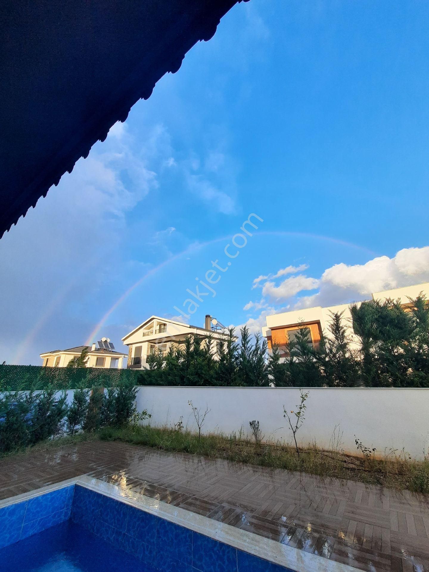 Sahibinden Döşemealtı 196m2 4+1 Villa, 500m2 Arsa, 10m Yüzme Havuzu, Eksiksiz - Görsel 31