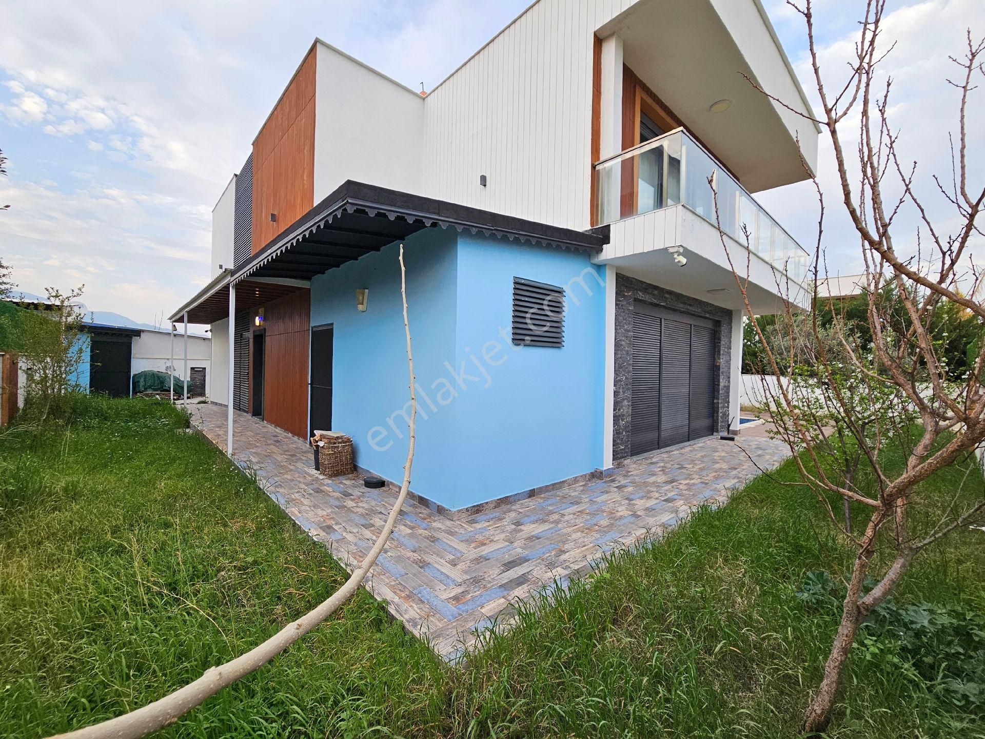 Sahibinden Döşemealtı 196m2 4+1 Villa, 500m2 Arsa, 10m Yüzme Havuzu, Eksiksiz - Görsel 22