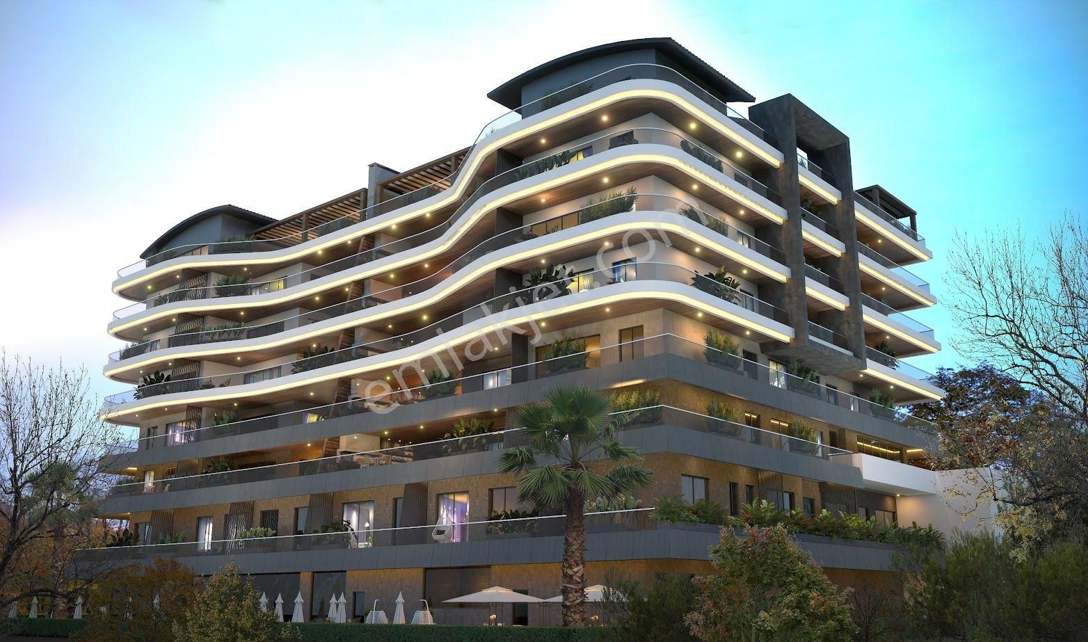 Kuşadası Marinada Geniş 3+1 Muhteşem Deniz Manzaralı Residence