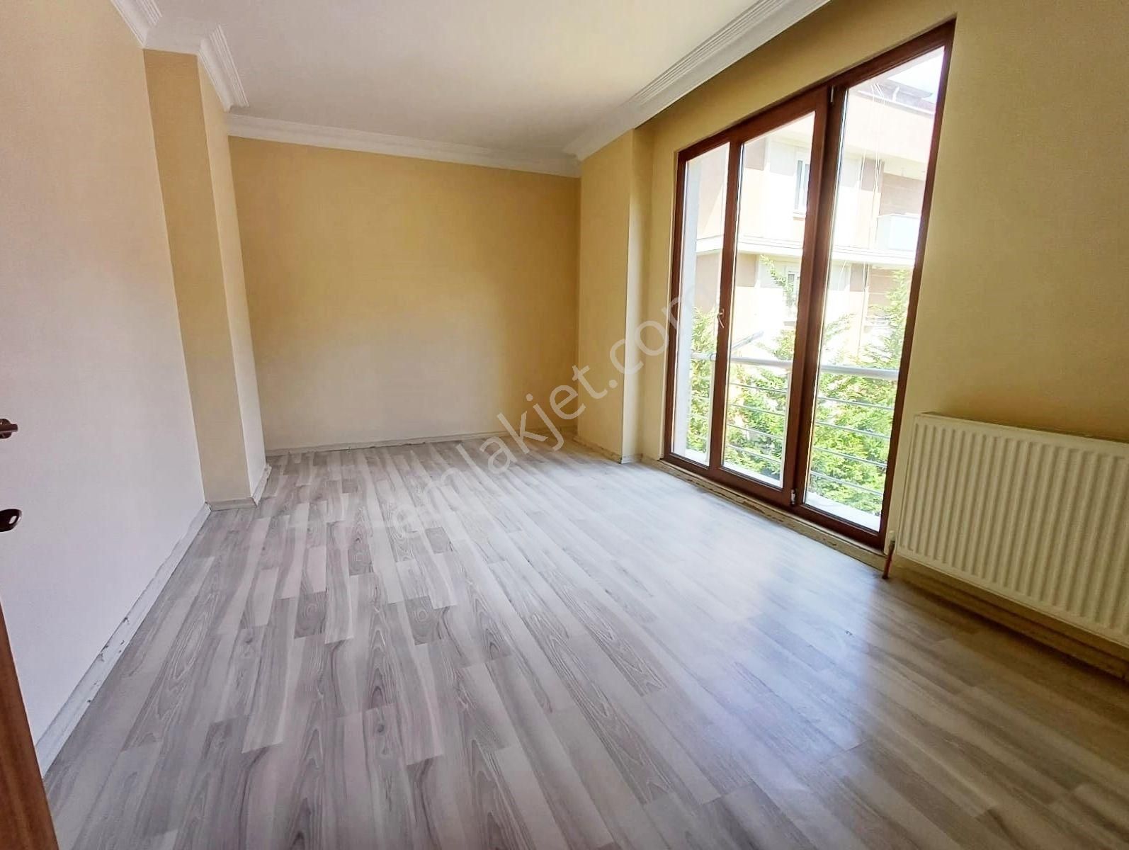 Mertcan Dan Vatansever Cad Arakat 3+1 Balkonlu Fırsat Kiralık