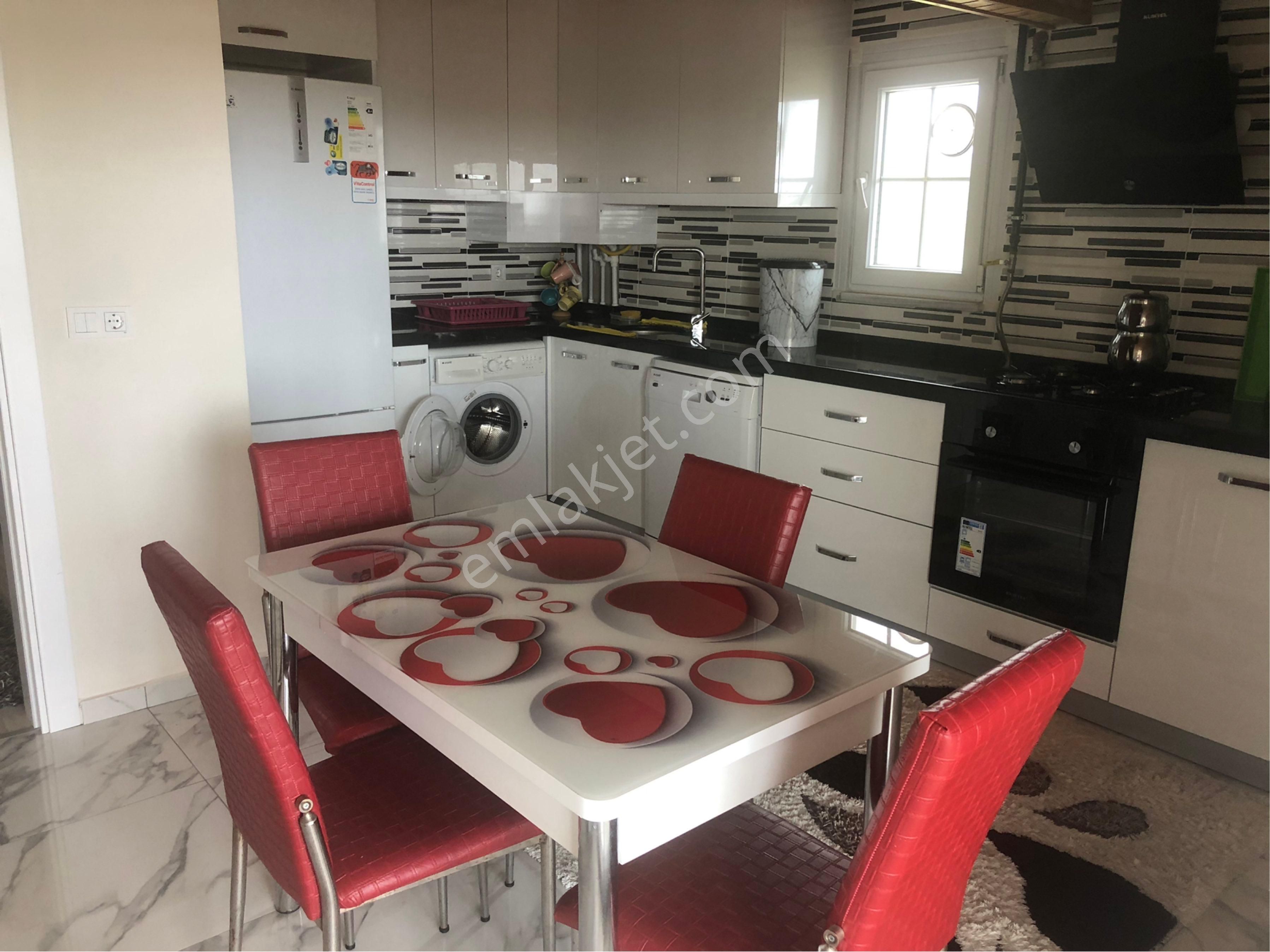 Sahibinden Eşyalı Denize Çok Yakın Kiralık 1+1 Ev