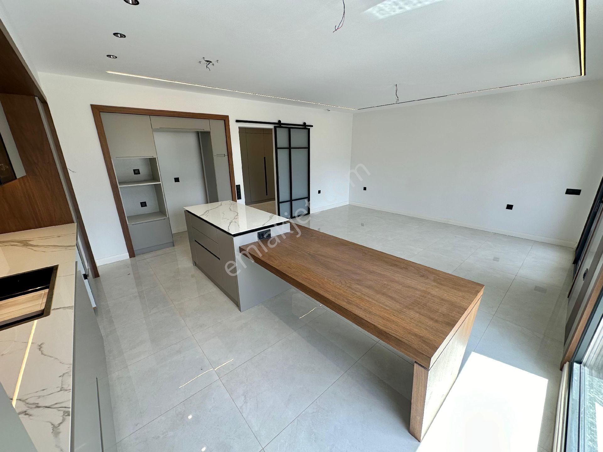 1200 Evlerde 260m² 4+1 Harika Genişlikte Ultralüks İşçiliğe Sahip Süper Daireler - Görsel 24