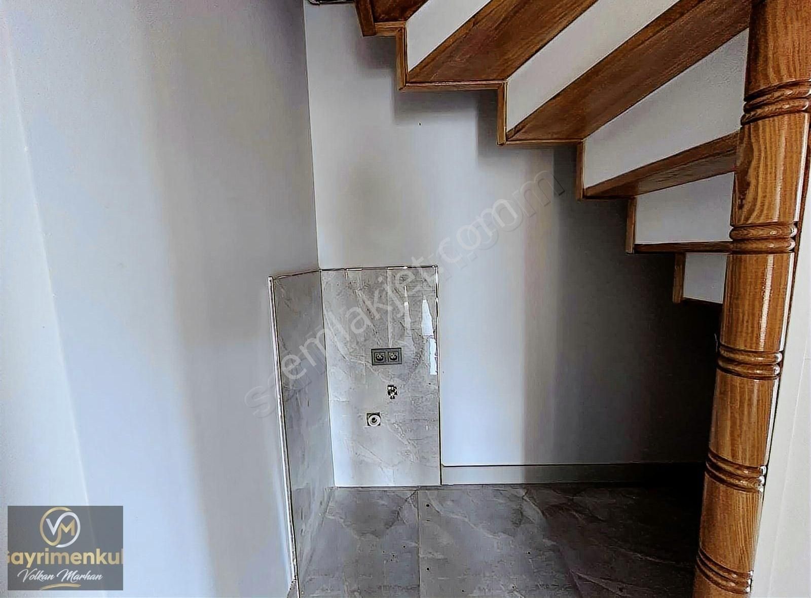Çengelköy Nevada 6+2 Geniş Dubleks 4 Banyolu Satılık