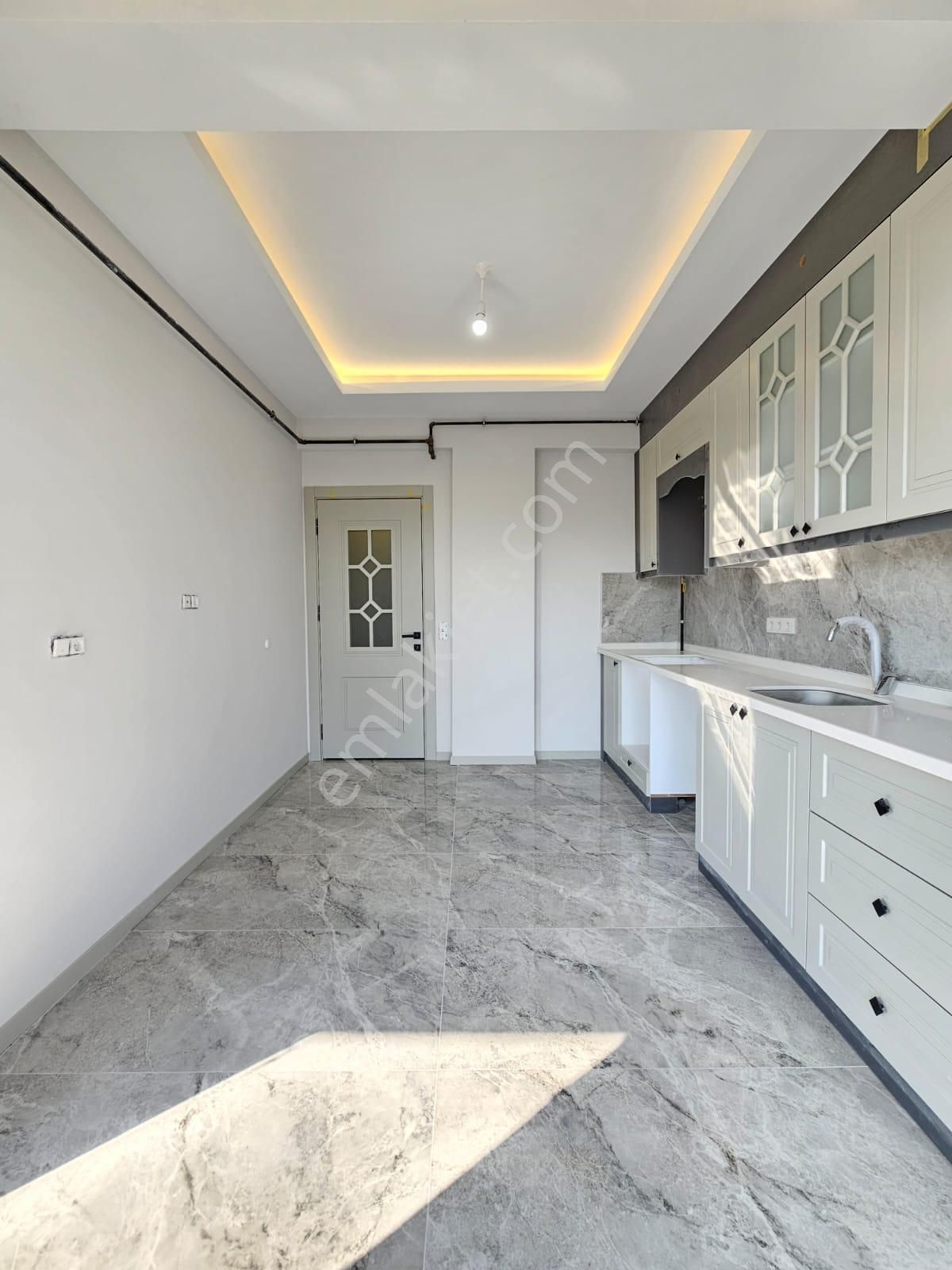 Denizli Şemikler De 160 M2 3+1 Süper Konumda Satılık Kullanışlı Güzel Daireler