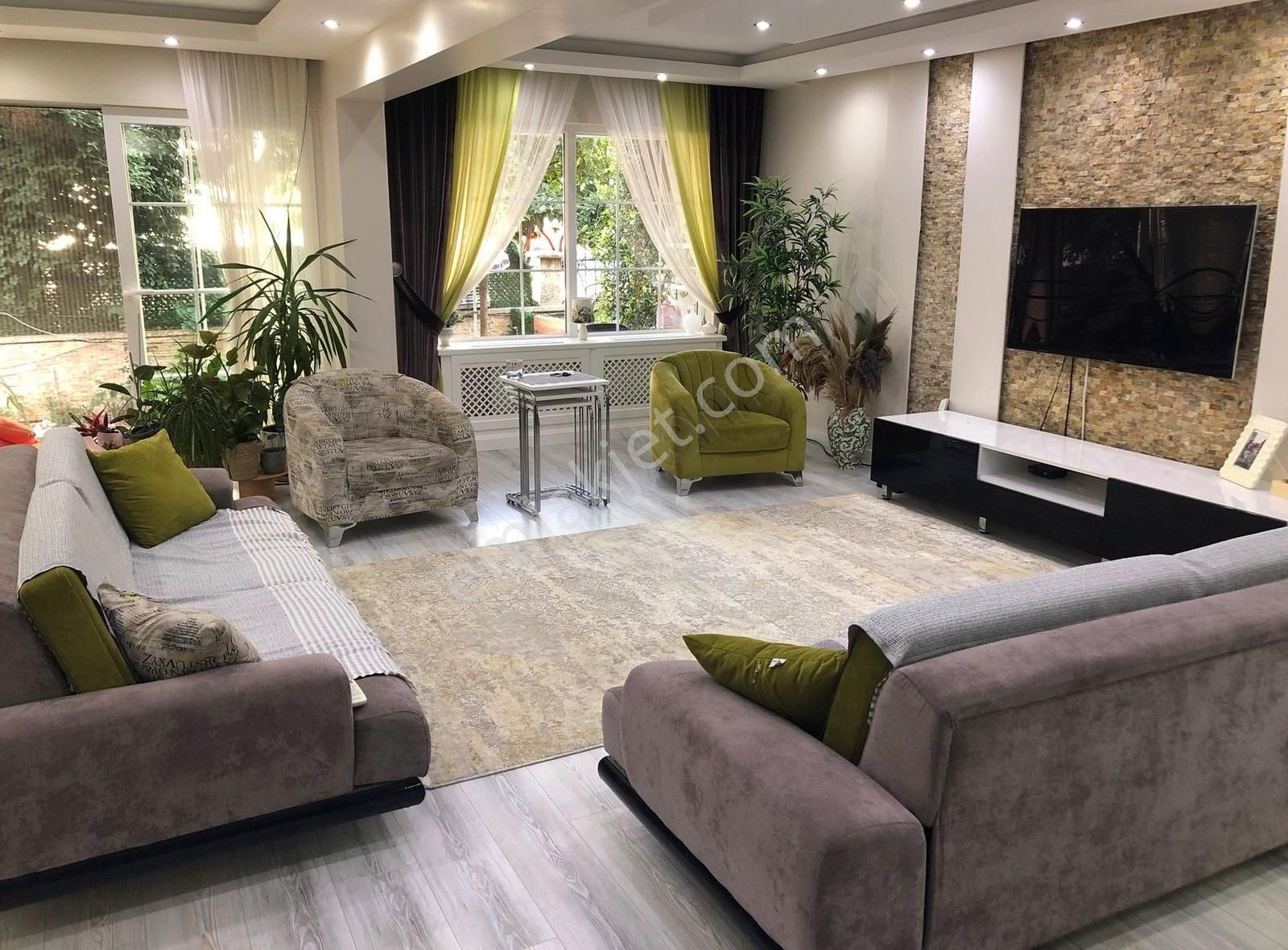 Manisa Güzelyurtta Satılık Tripleks Villa - Görsel 15