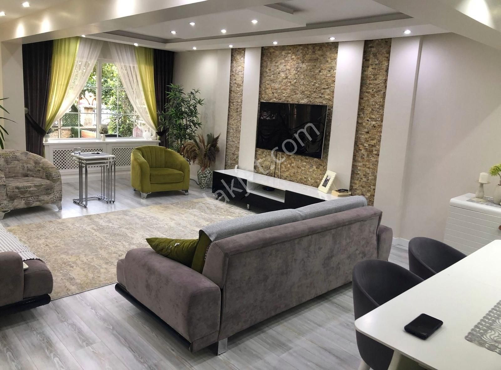 Manisa Güzelyurtta Satılık Tripleks Villa - Görsel 27