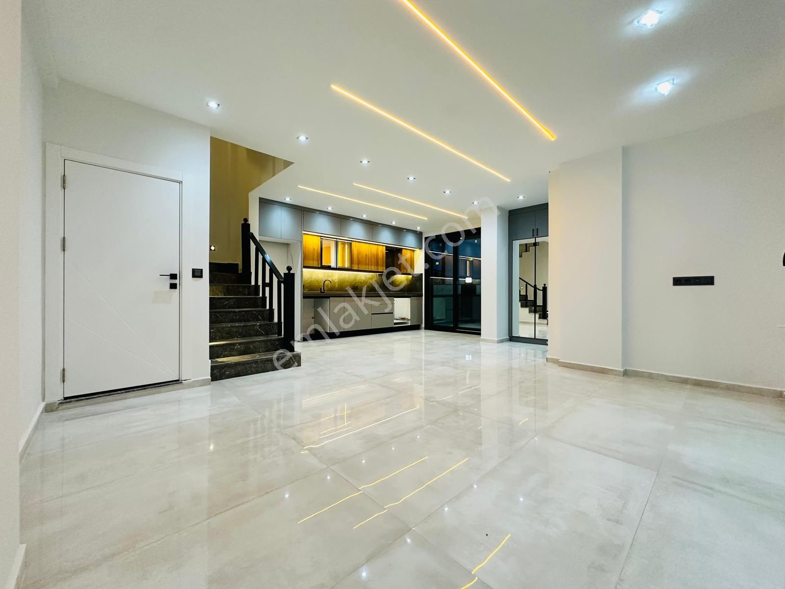 Didim Hisar Mah. 3+1 Açık Mutfaklı Bahçeli Ve Teraslı Ultra Lüx Villamız Satılıktır - Görsel 12